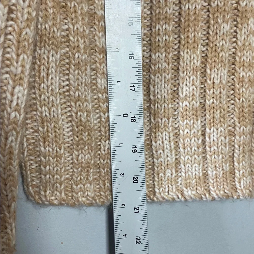 Urban Outfitters Cropped Turtleneck Sweater Women’s Small Tan White Chunky Knit